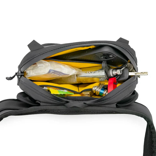 Tsuga Pivot Pro Hip Pack inside